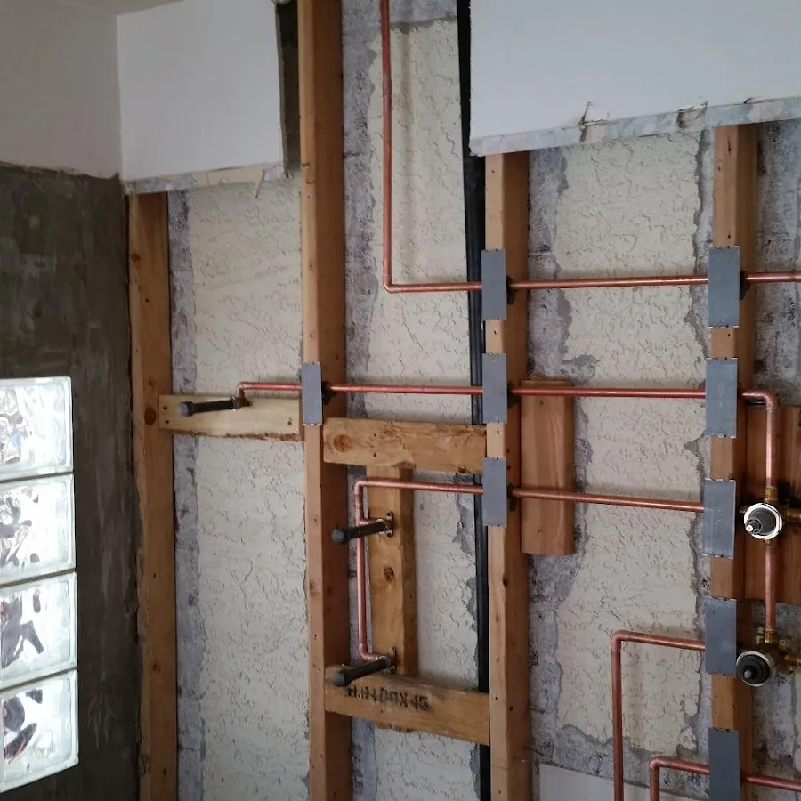 Copper pipe installation for Emergency Plumber in Bonadelle Ranchos